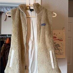 Patagonia Los Gatos Vest - Women’s Medium